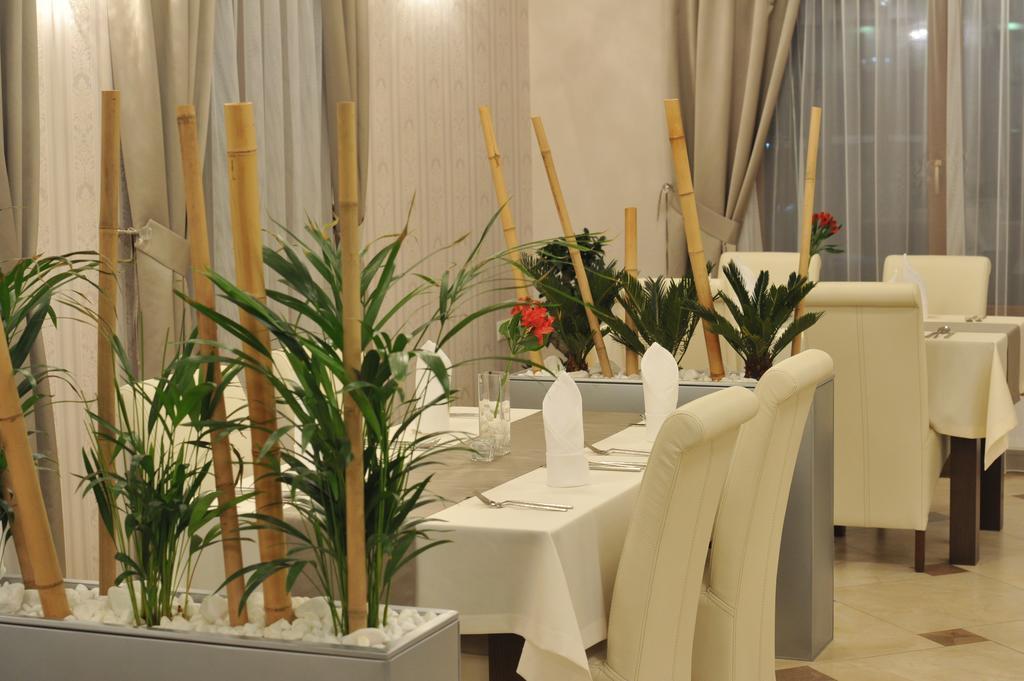 Penzion Anesis - Apartmany Turčianske Teplice Buitenkant foto